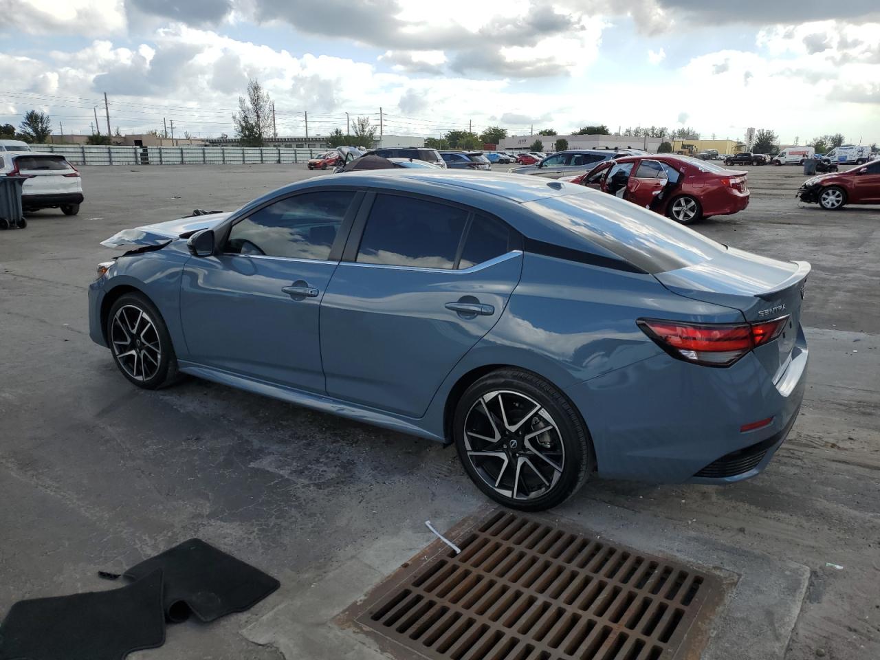 2024 Nissan Sentra - Image 2