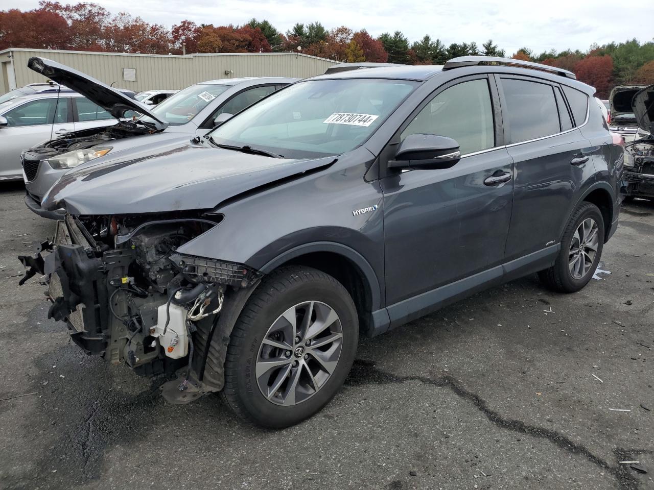 2018 Toyota RAV 4 - Image 1