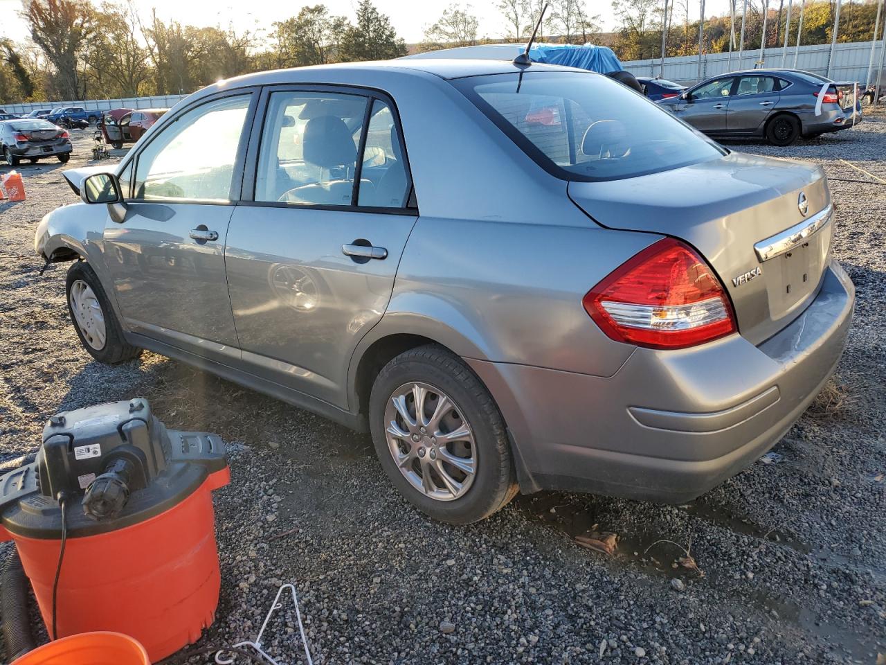 2009 Nissan Versa - Image 2