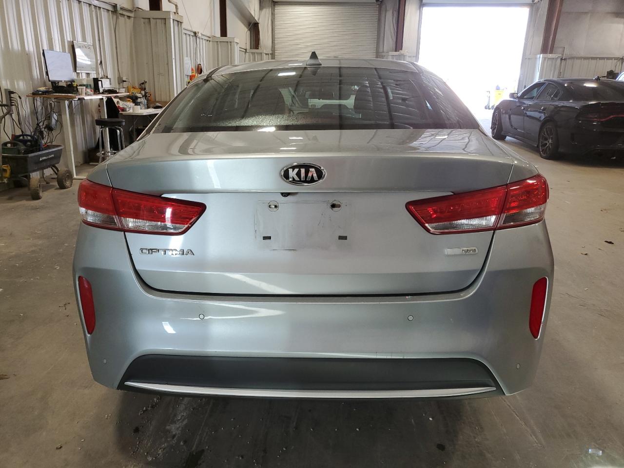 2017 Kia Optima Hybrid VIN: KNAGT4LE4H5010885 Lot: 78872594