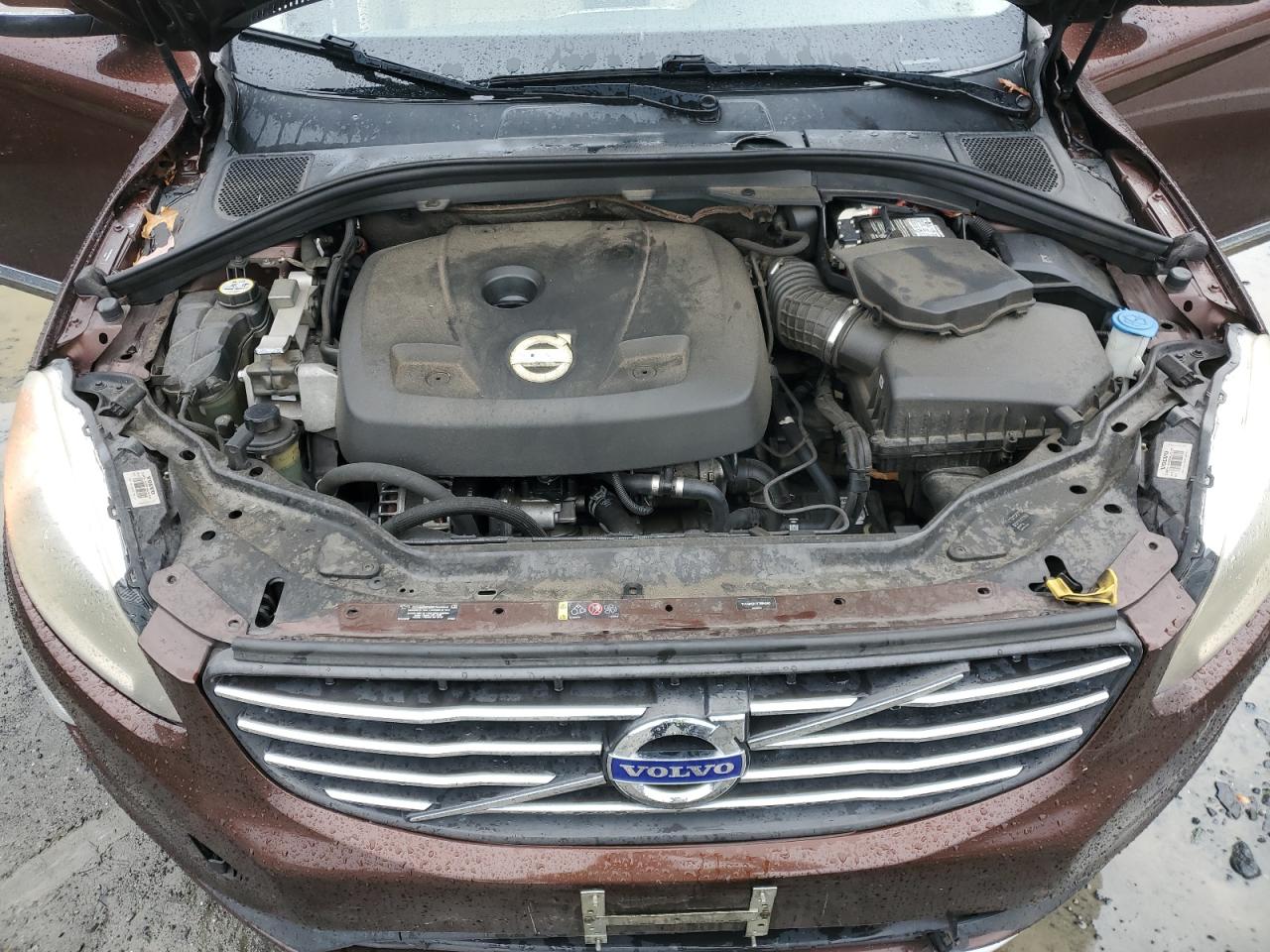 2015 Volvo XC60 - Image 12
