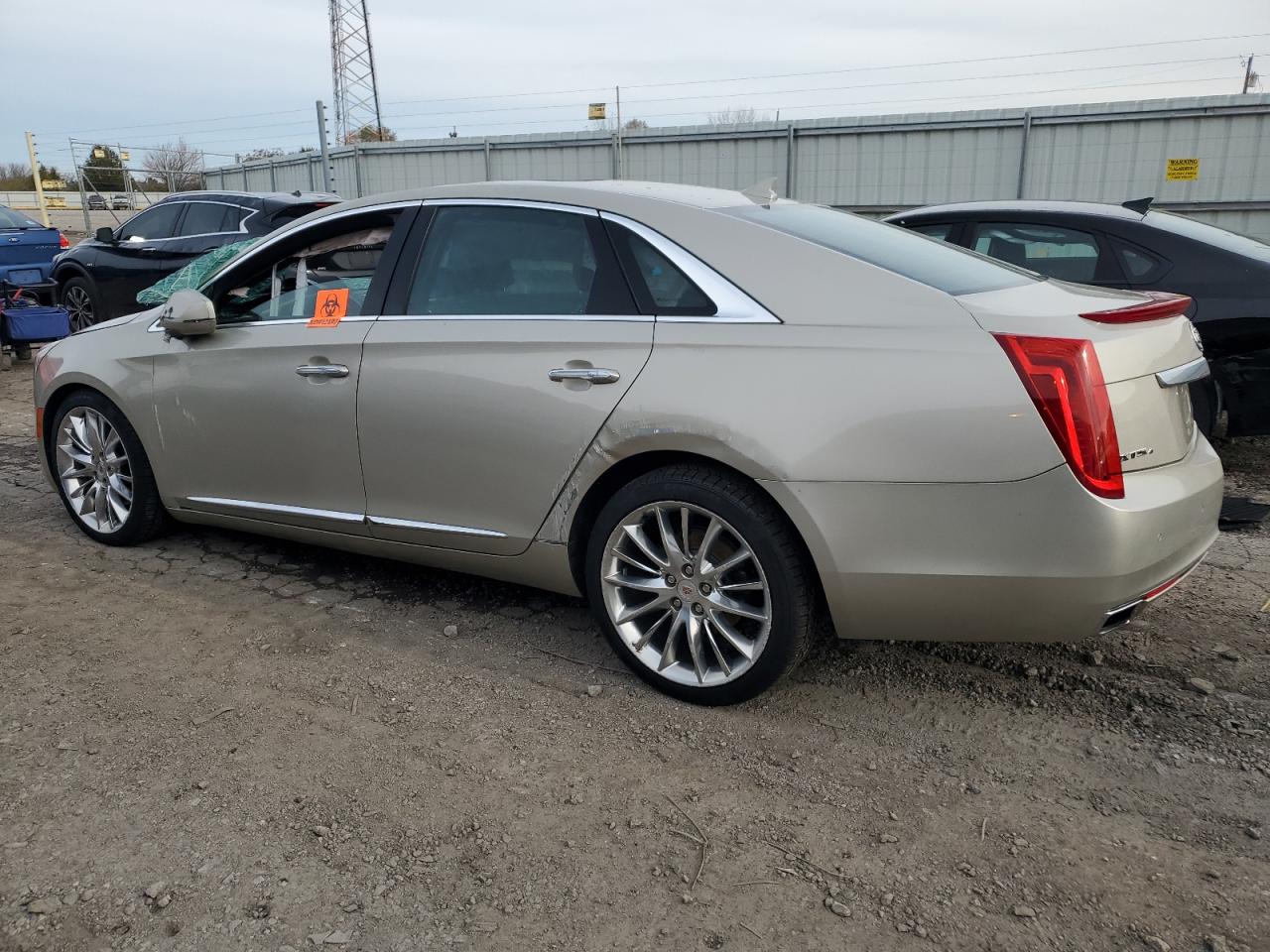 2013 Cadillac XTS - Image 2