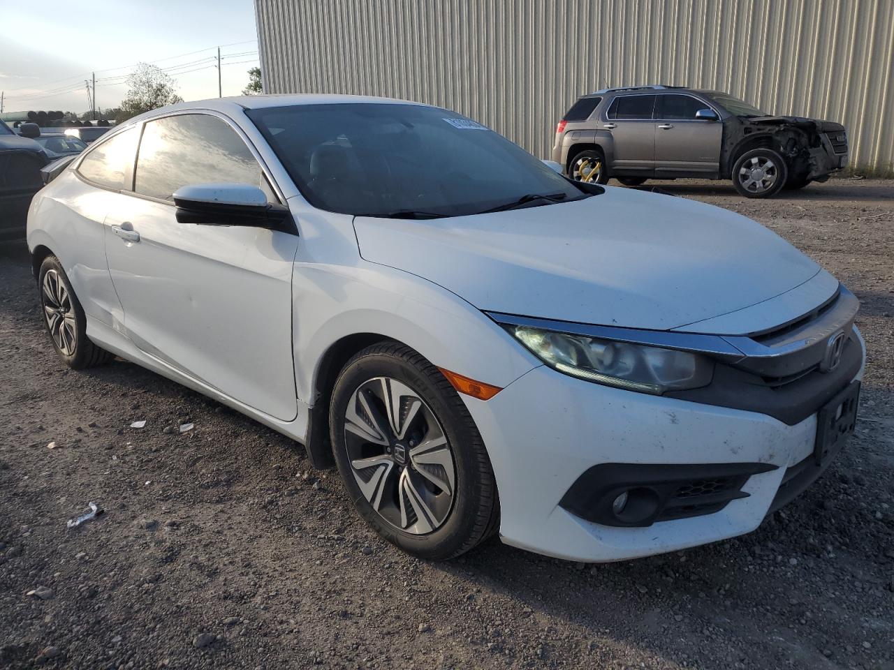 VIN 2HGFC3B7XGH354788 2016 HONDA CIVIC no.4