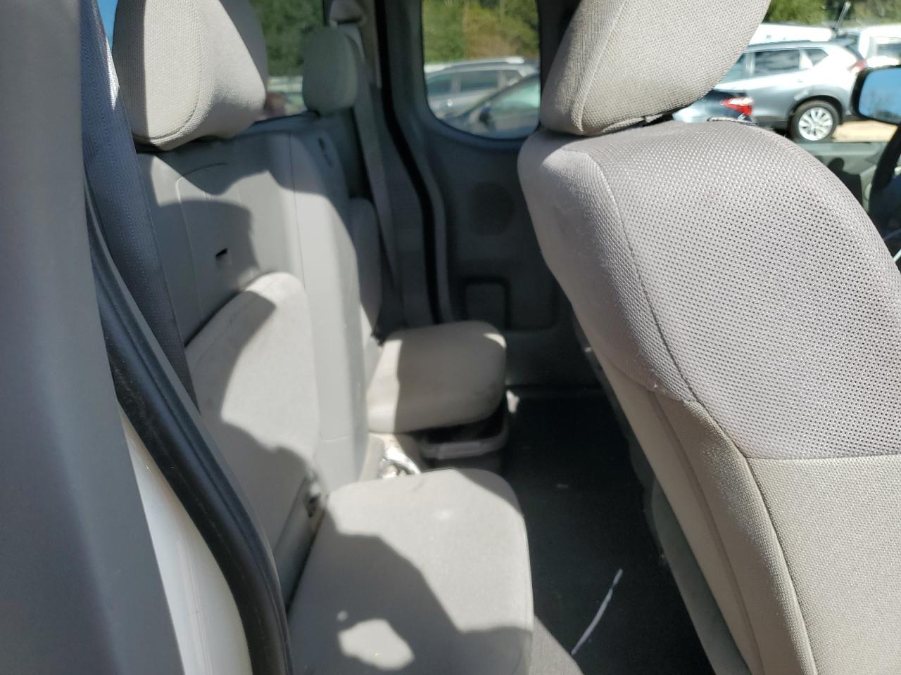 2018 Nissan Navara (Frontier) - Image 10