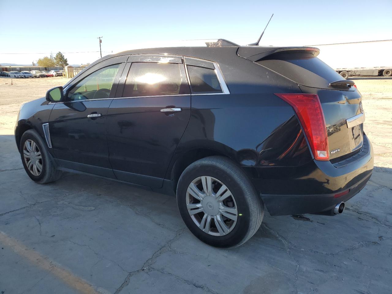 VIN 3GYFNBE36ES545642 2014 CADILLAC SRX no.2