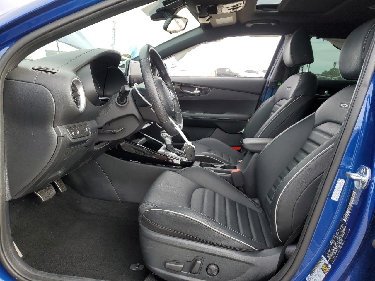 2024 Kia Forte - Image 7
