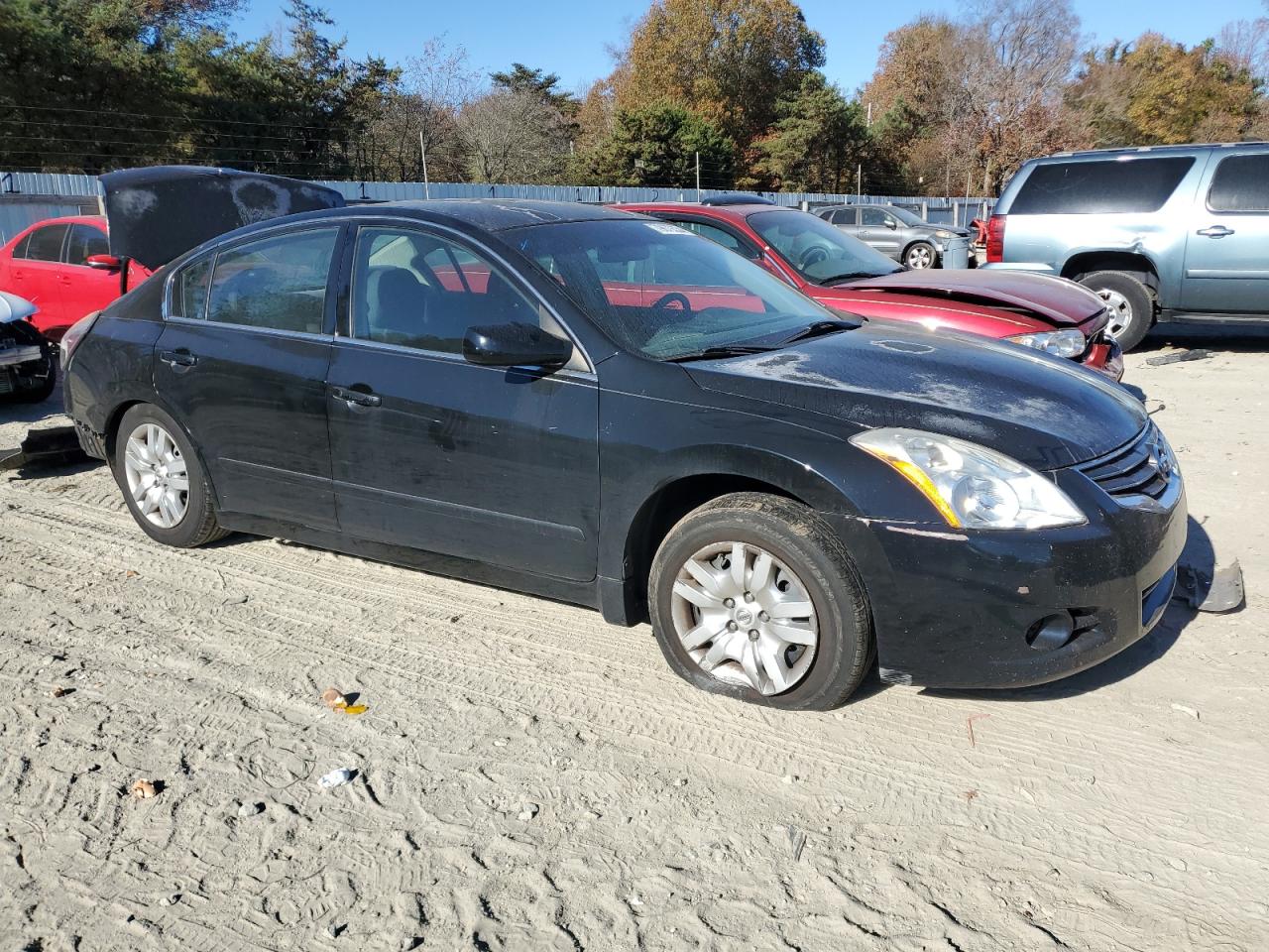 2010 Nissan Altima - Image 4