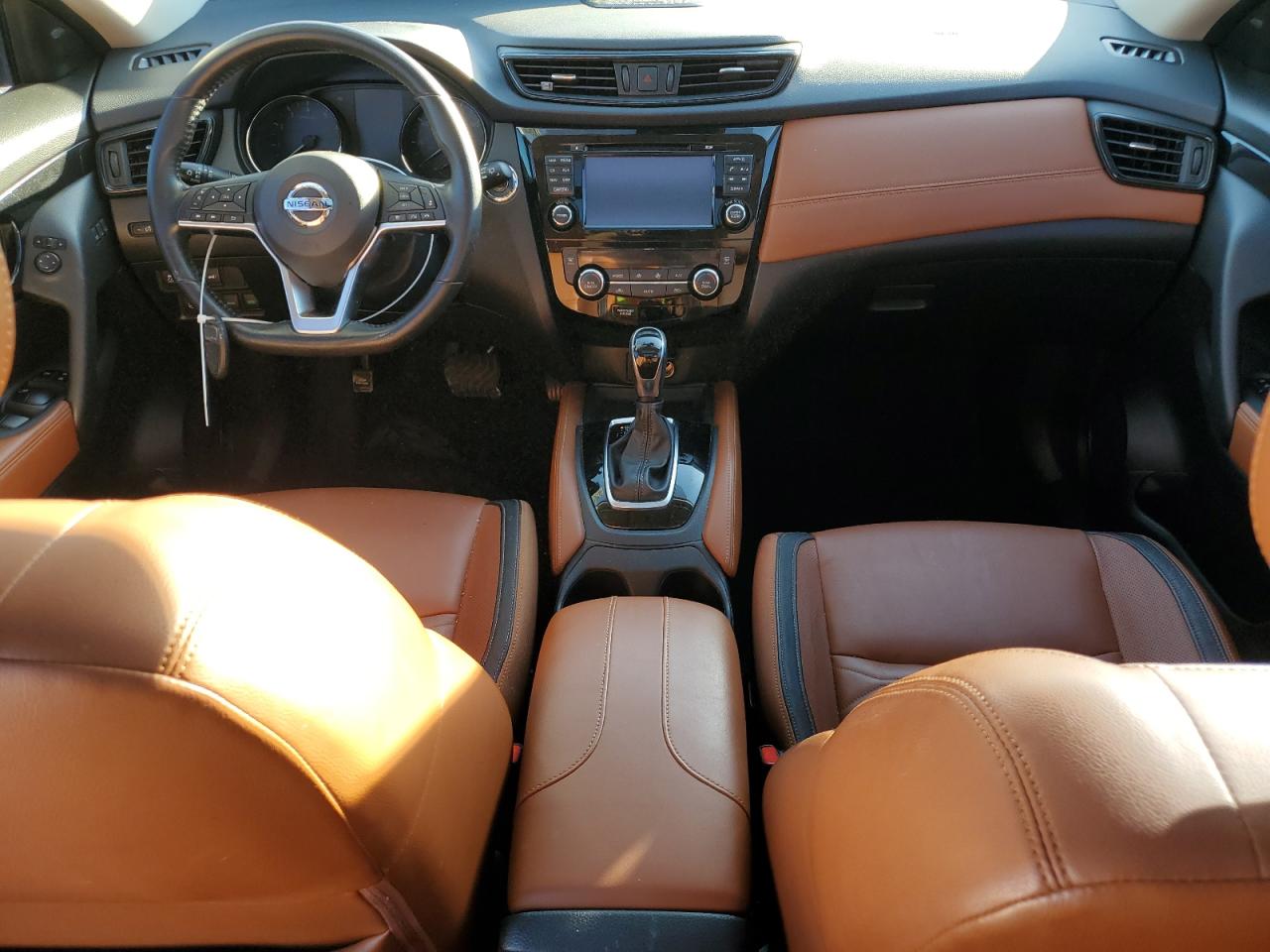 2017 Nissan Rogue - Image 8
