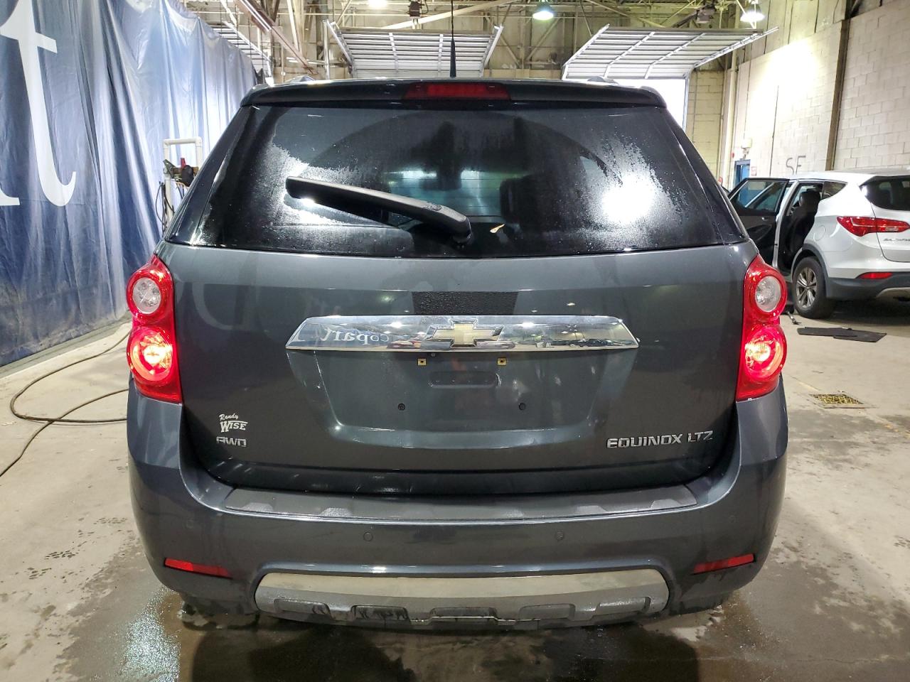 2010 Chevrolet Equinox - Image 6
