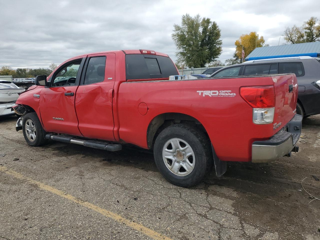 2010 Toyota Tundra - Image 2
