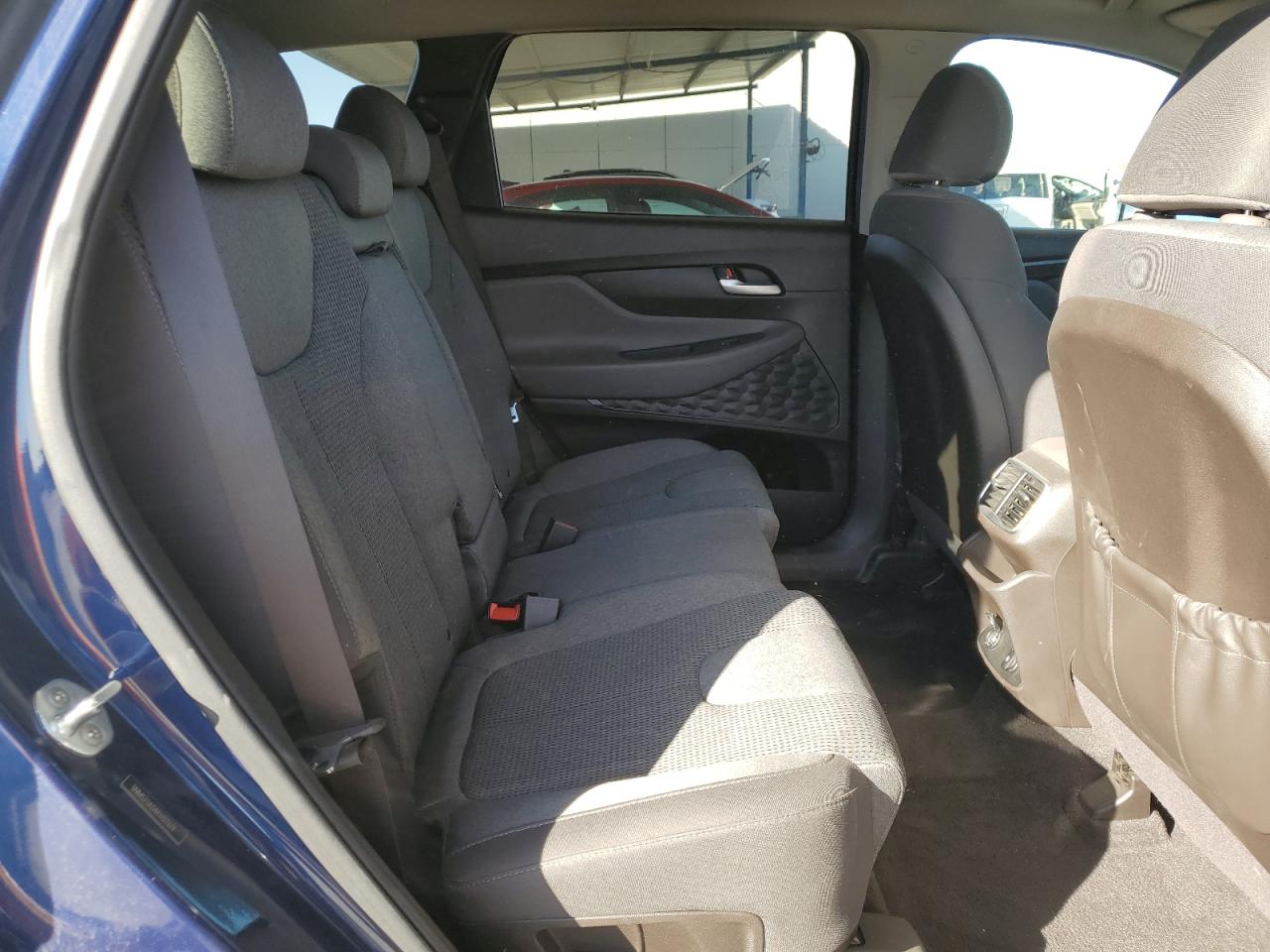 2019 Hyundai Santa Fe - Image 11