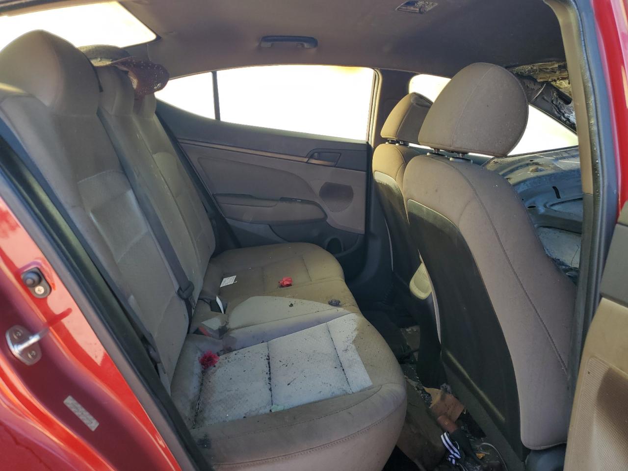 2019 Hyundai Elantra - Image 11
