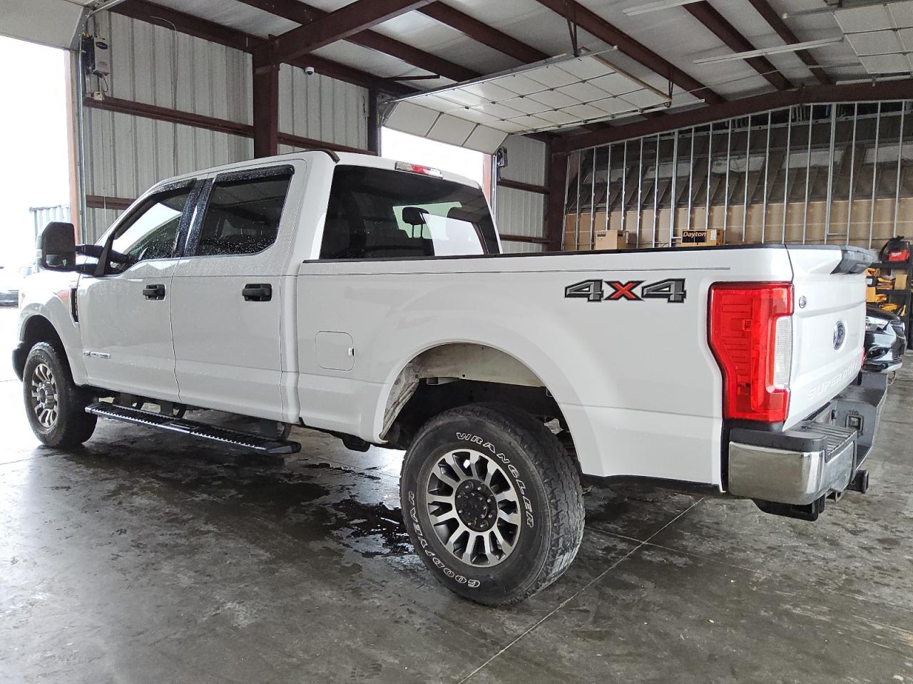 2019 Ford F250 - Image 2