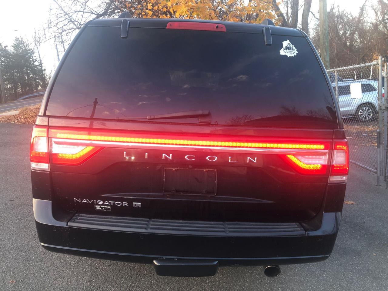 2017 Lincoln Navigator L Select VIN: 5LMJJ3JT7HEL07796 Lot: 83120394