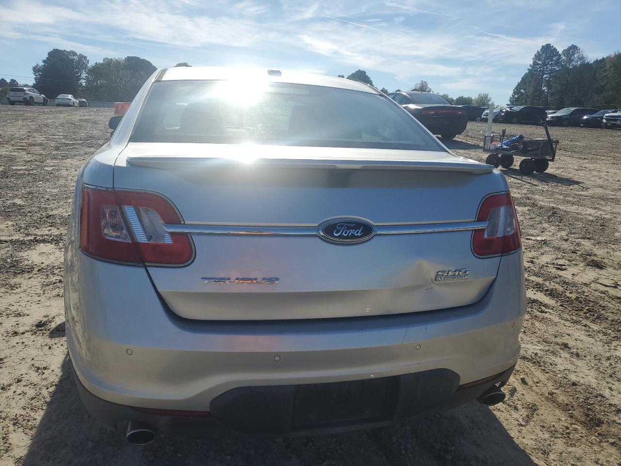 2010 Ford Taurus Sho VIN: 1FAHP2KTXAG124180 Lot: 80130204