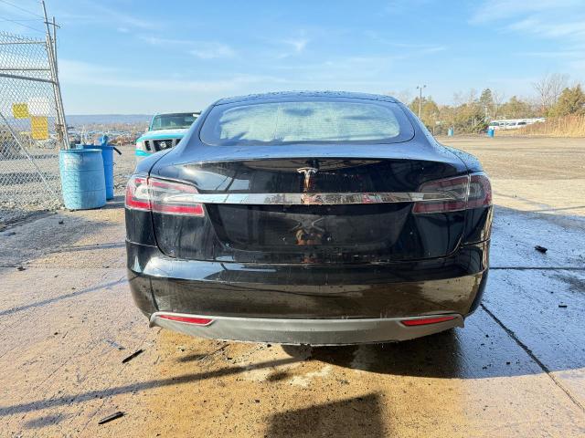 Хетчбеки TESLA MODEL S 2013 Чорний