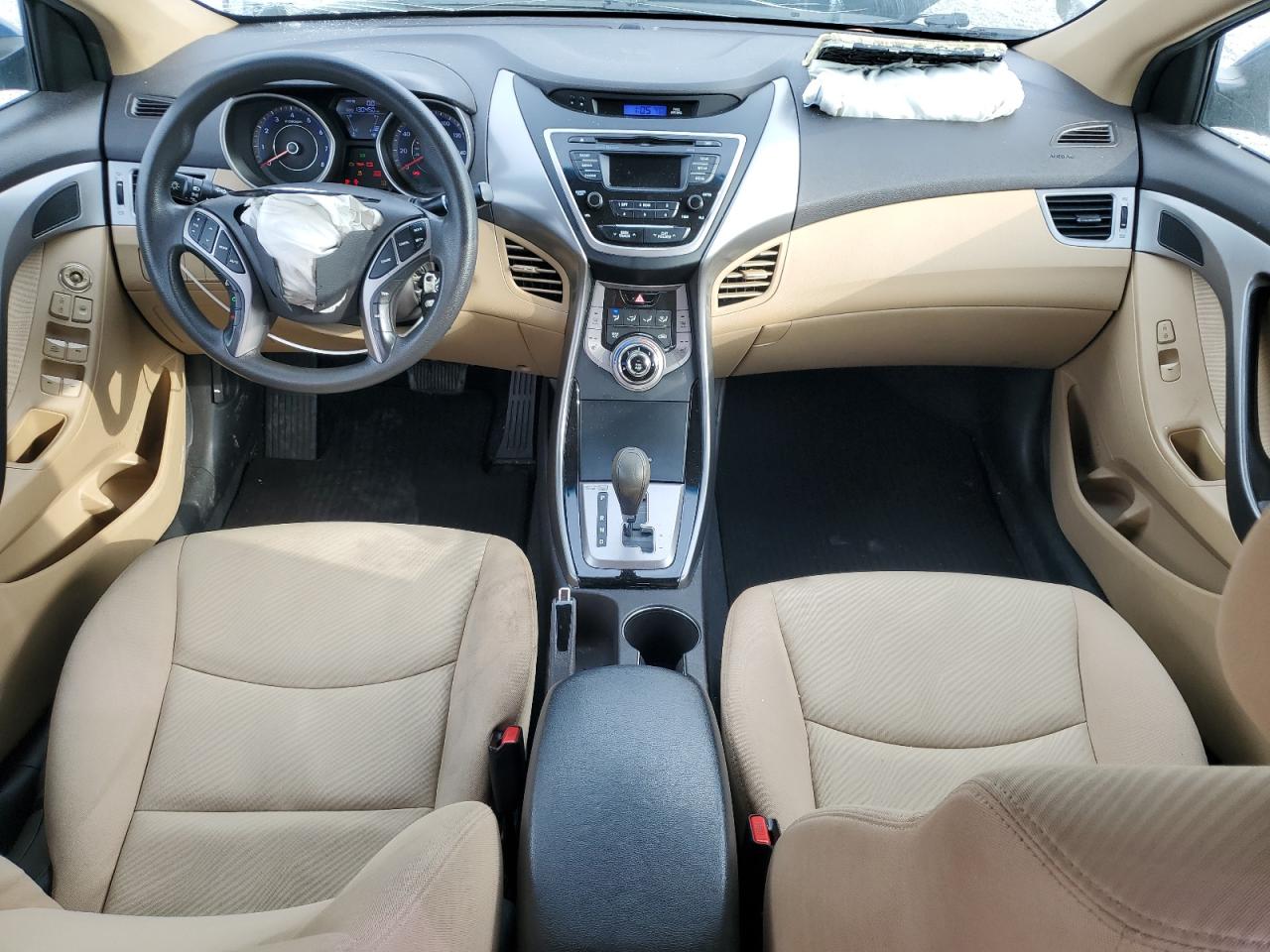 2013 Hyundai Elantra - Image 8
