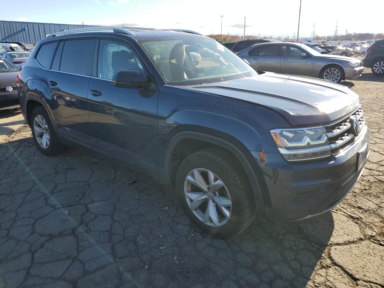 2018 Volkswagen Atlas - Image 4