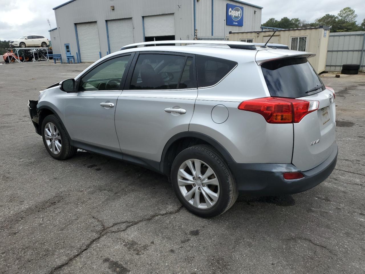 VIN JTMYFREV3D5015871 2013 TOYOTA RAV4 no.2