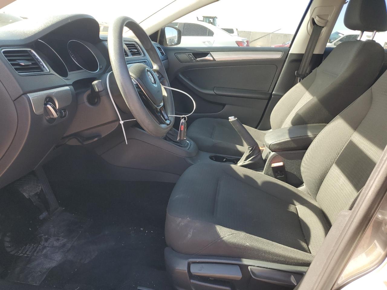 2016 Volkswagen Jetta - Image 7