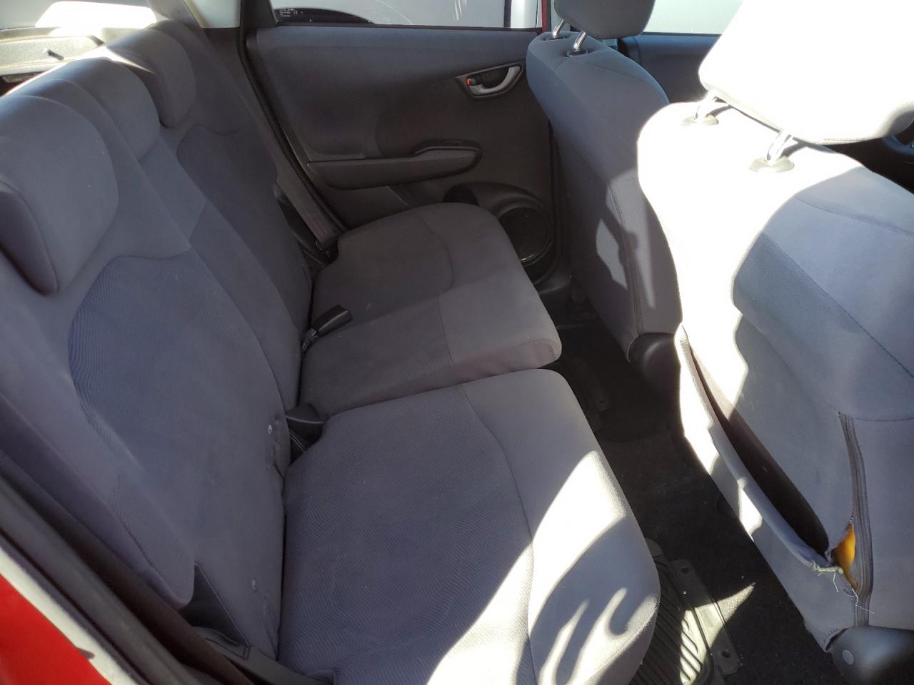 2009 Honda Fit - Image 10