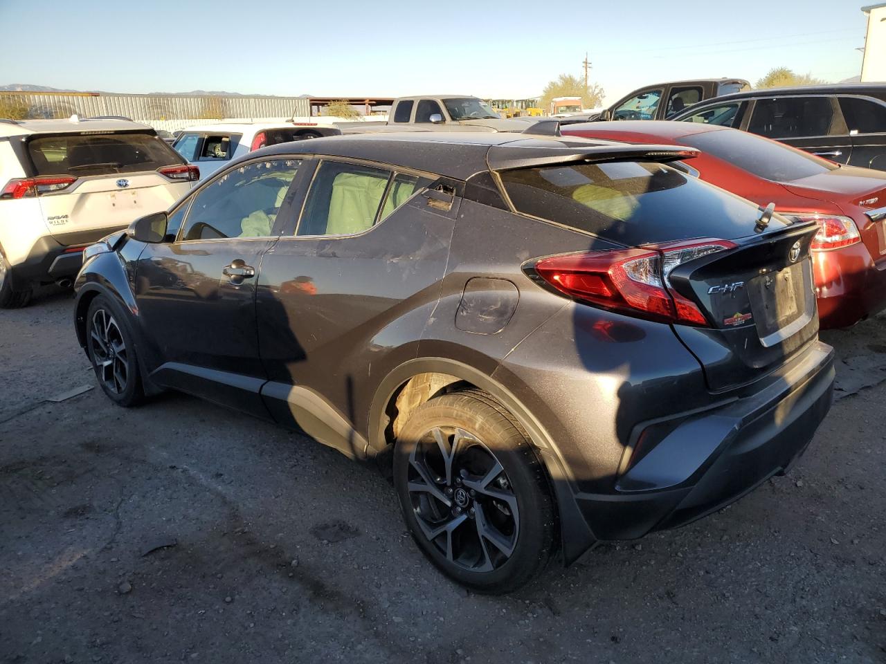 VIN JTNKHMBX8K1050690 2019 TOYOTA C-HR no.2