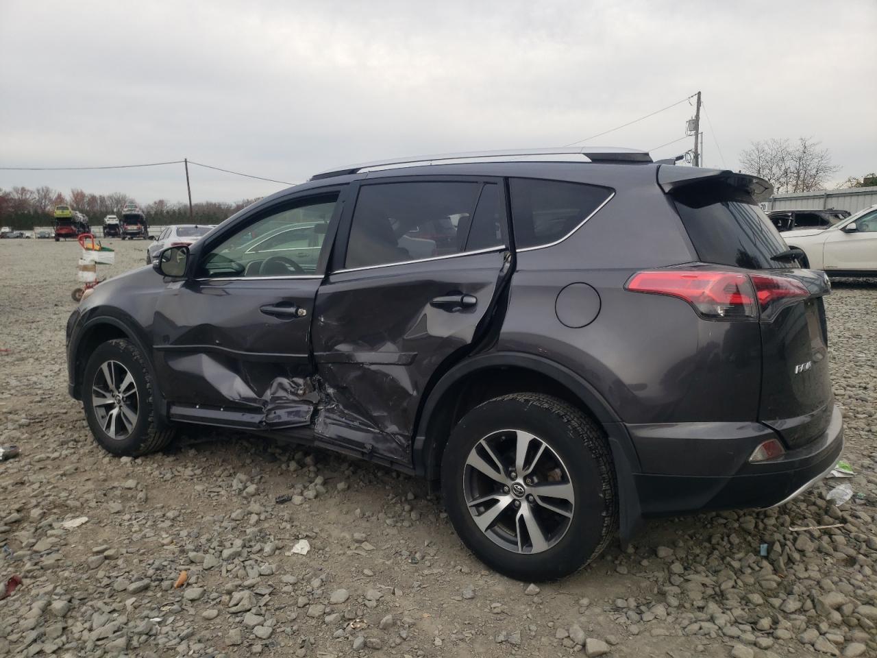2016 Toyota RAV 4 - Image 2