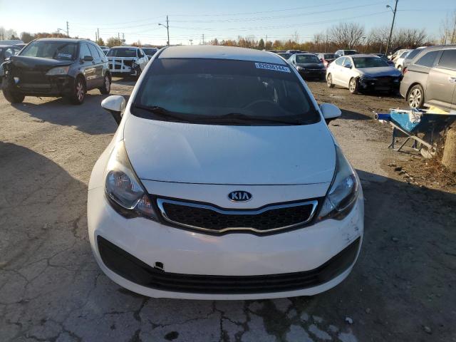  KIA RIO 2016 Белы