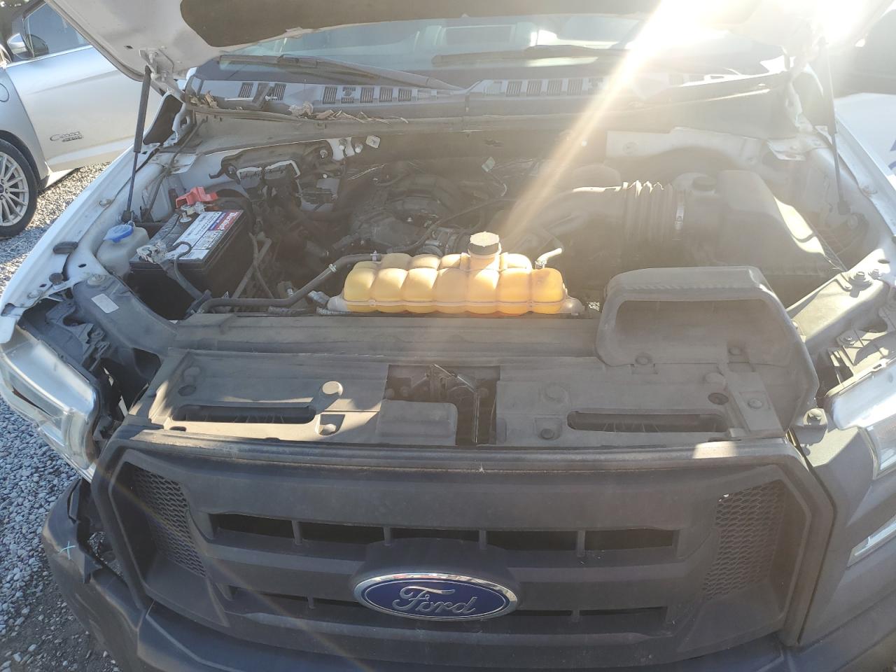 2016 Ford F-150 - Image 11