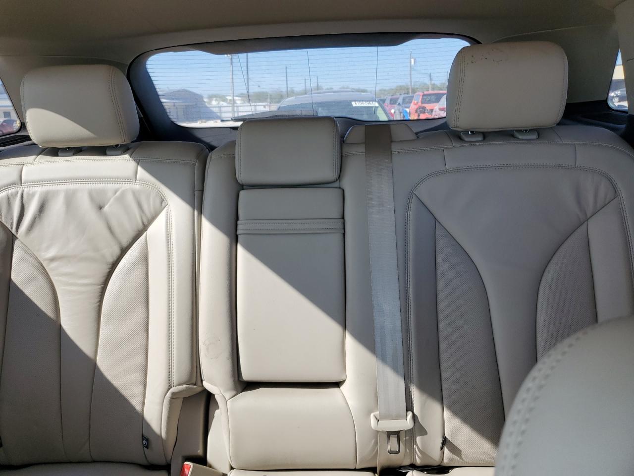 2017 Lincoln MKX - Image 10