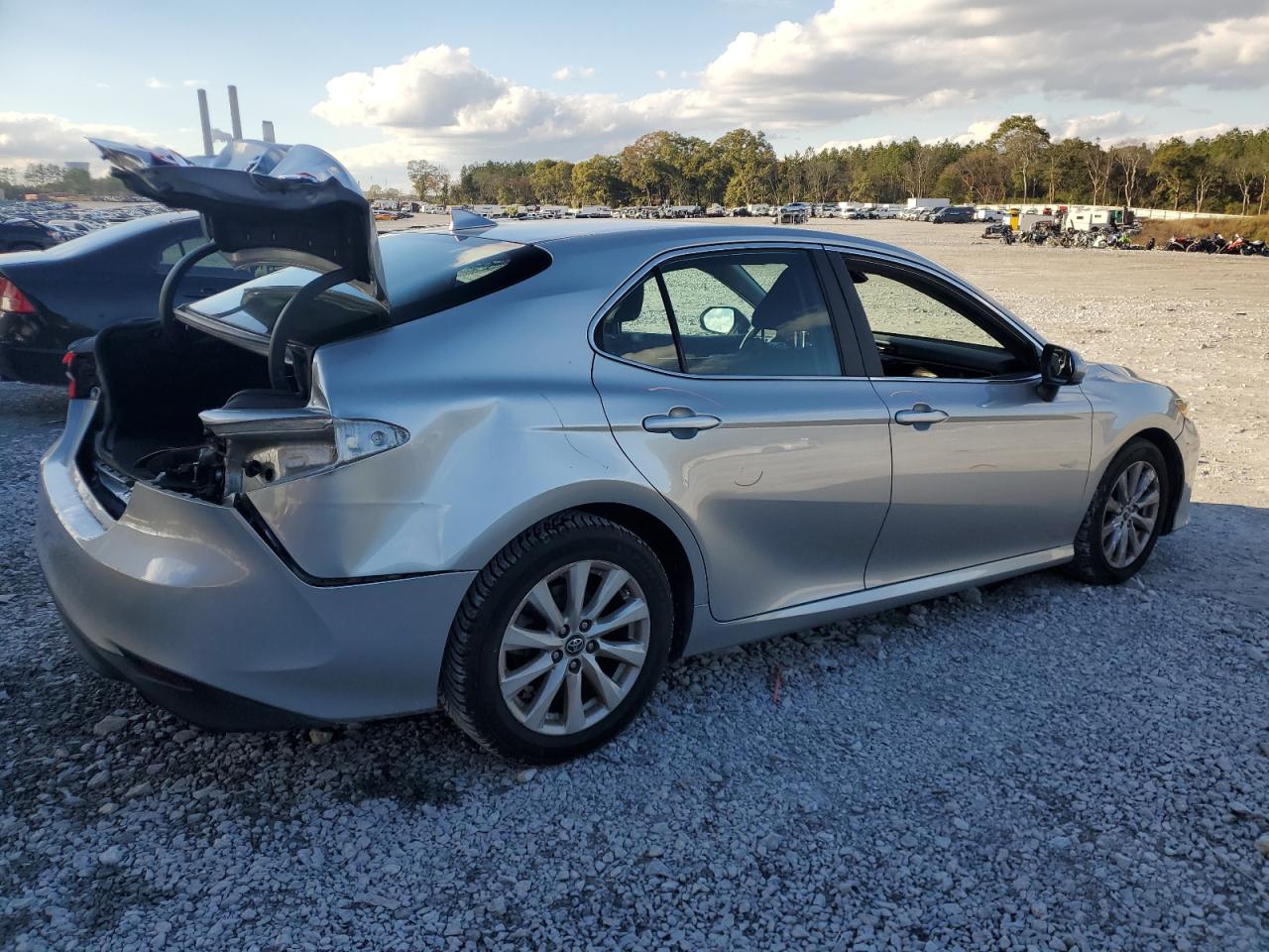 2019 Toyota Camry - Image 3