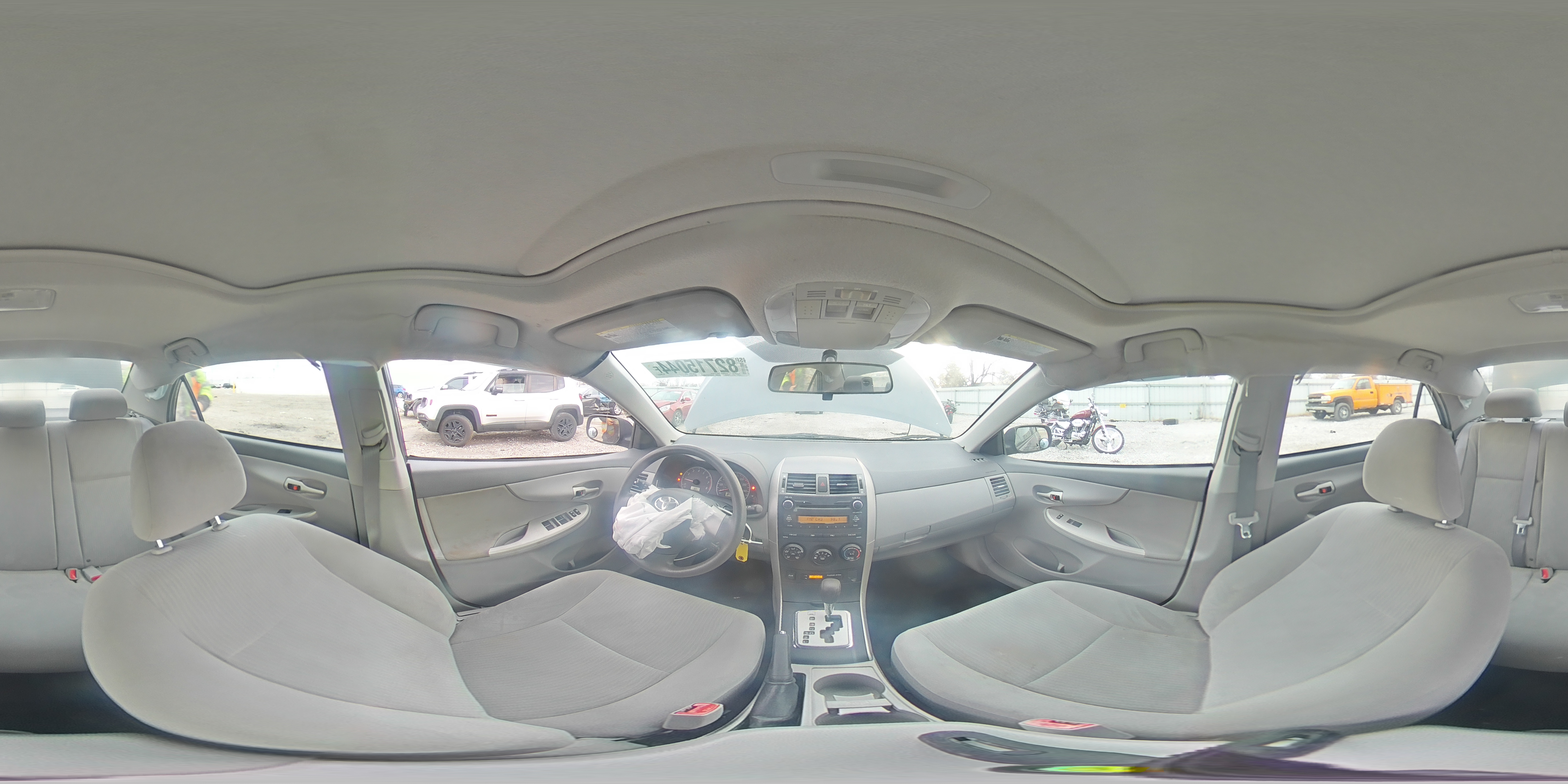 2010 Toyota Corolla - Image 13