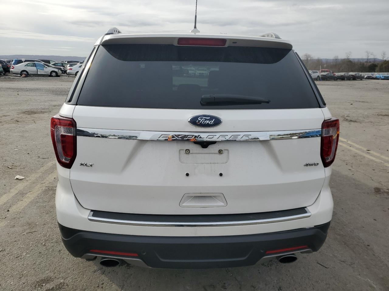 2018 Ford Explorer - Image 6