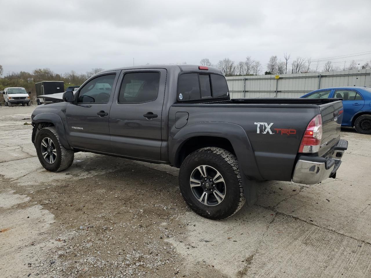 2011 Toyota Tacoma - Image 2
