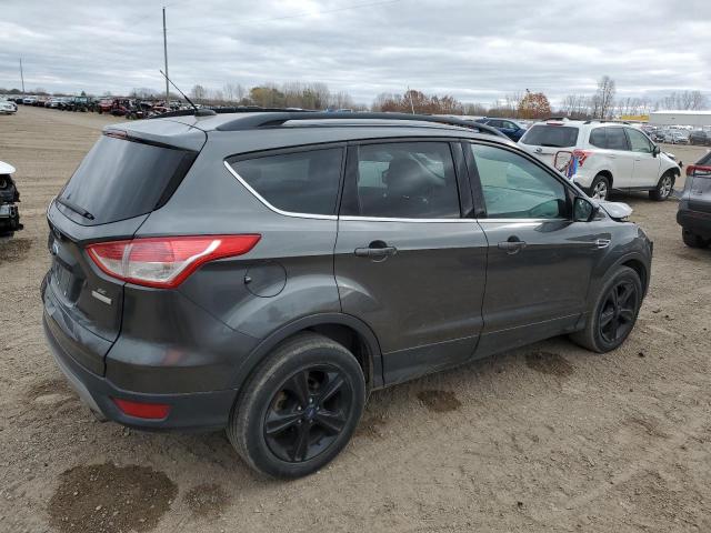 Паркетники FORD ESCAPE 2016 Сірий