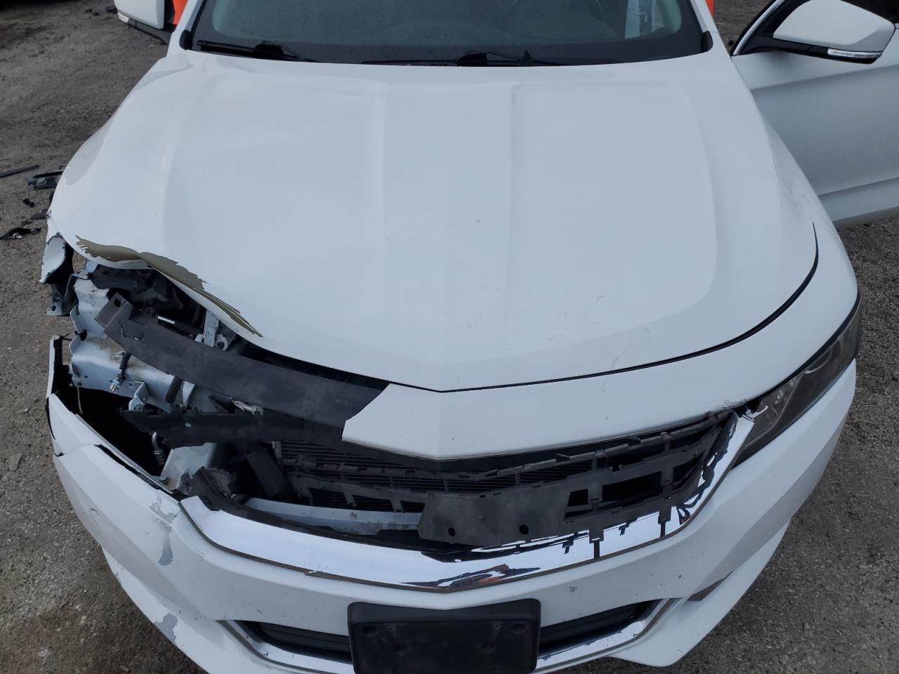 2017 Chevrolet Impala - Image 11