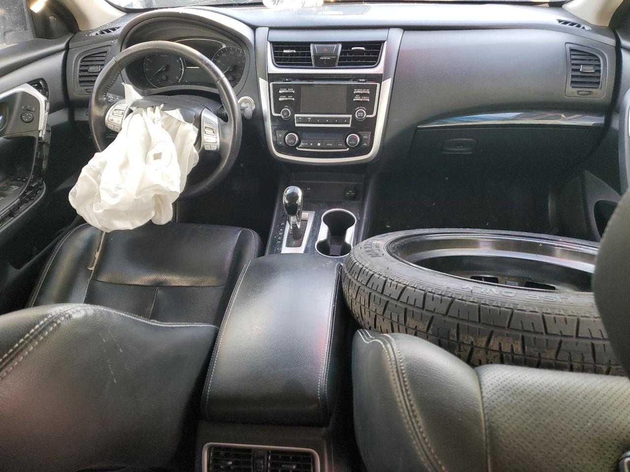 2018 Nissan Altima - Image 8
