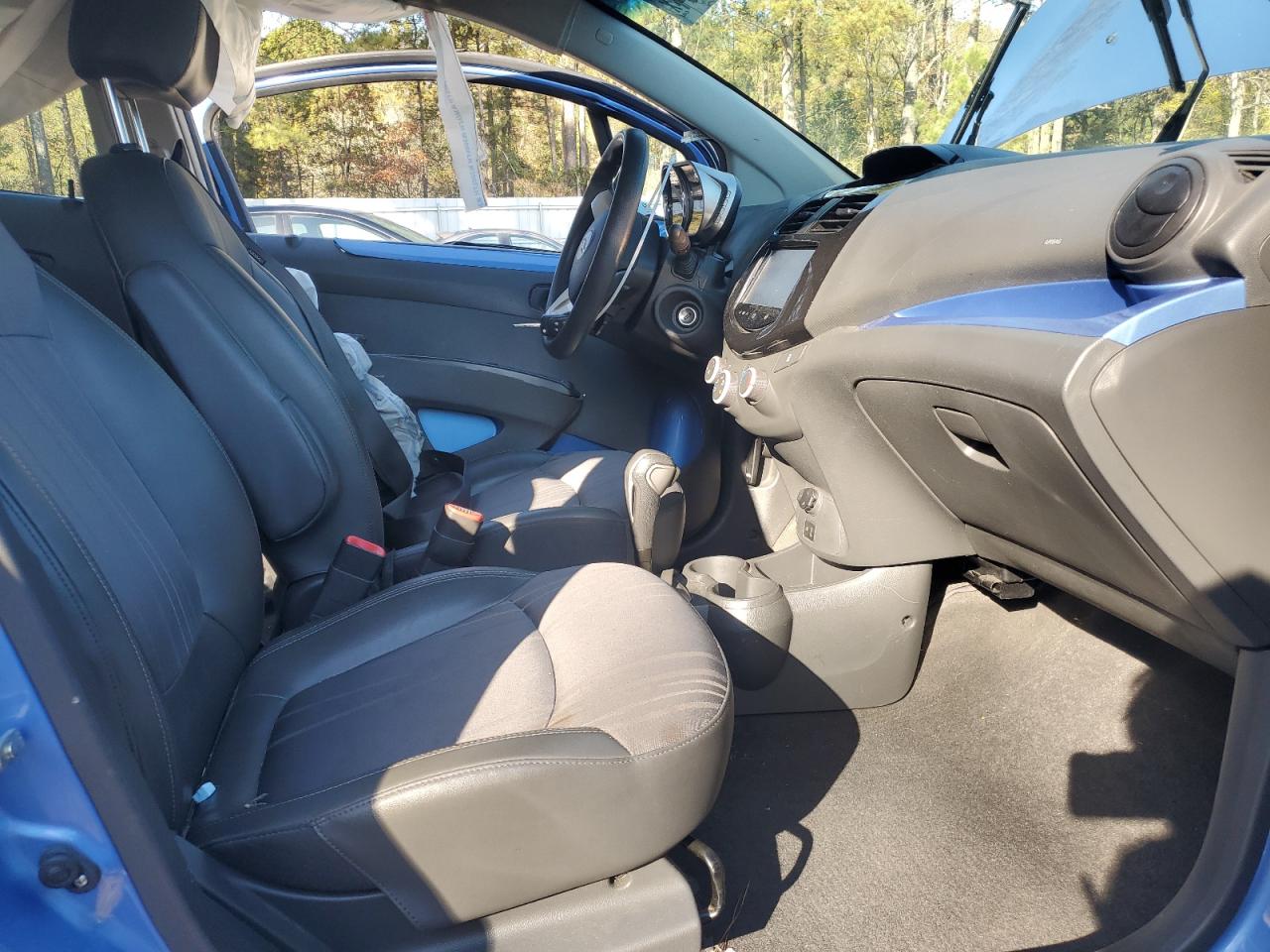 2015 Chevrolet Spark - Image 7