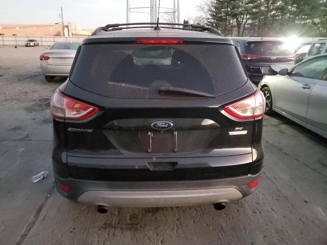  FORD ESCAPE 2015 Чорний