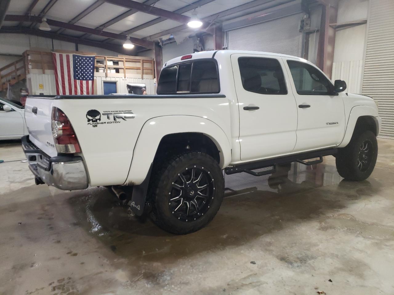 2012 Toyota Tacoma - Image 3