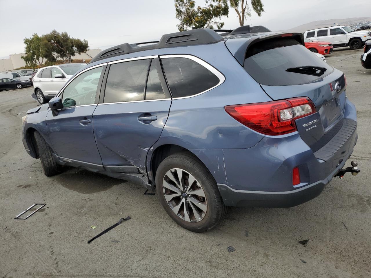 2016 Subaru Outback - Image 2
