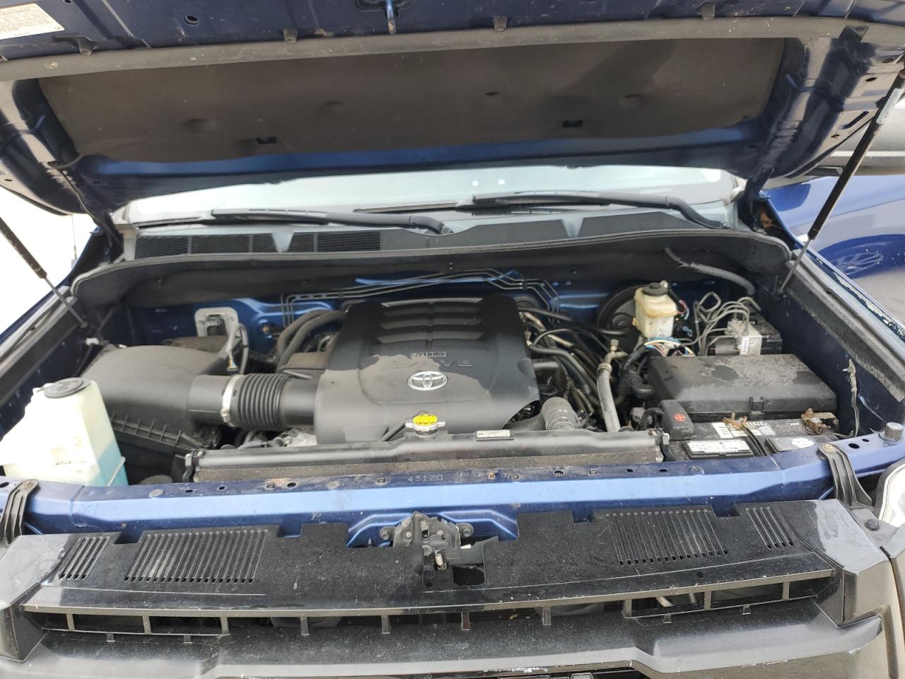 2014 Toyota Tundra - Image 11