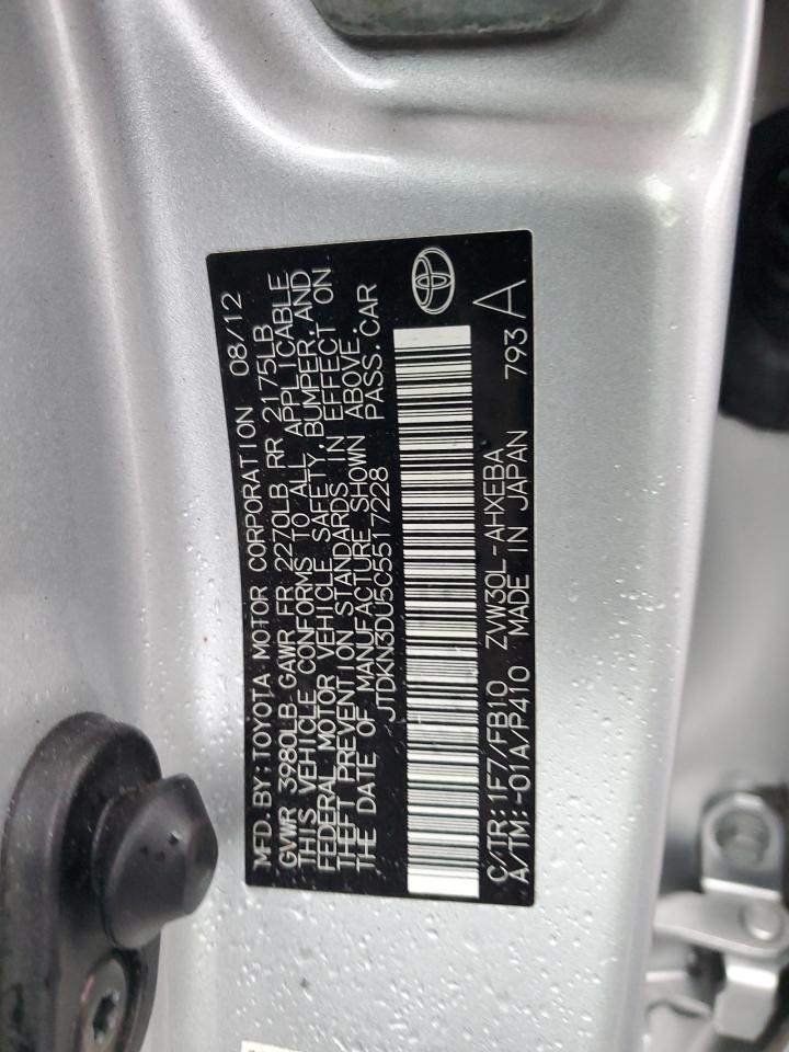 2012 Toyota Prius - Image 13