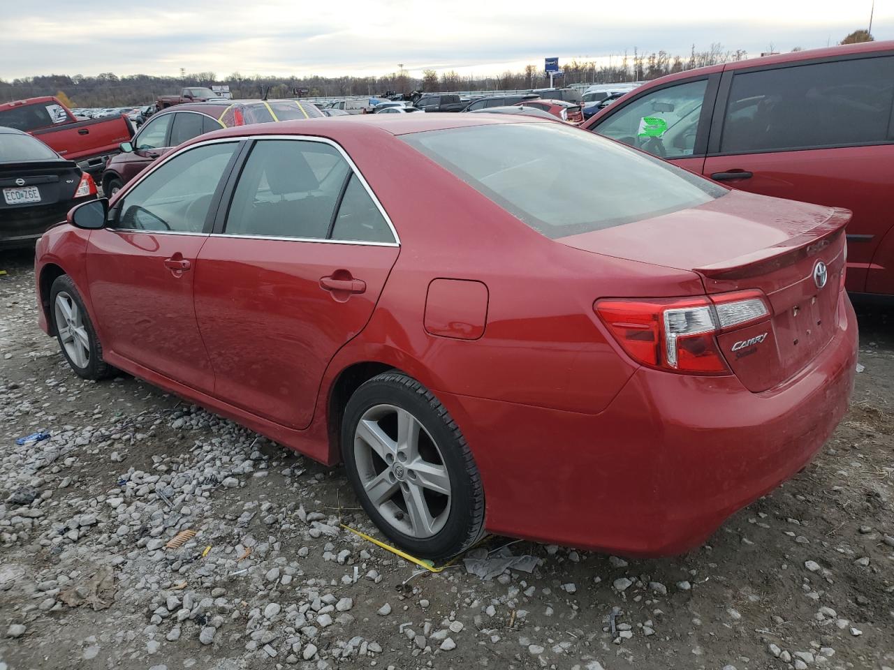 VIN 4T1BF1FK2EU848026 2014 TOYOTA CAMRY no.2