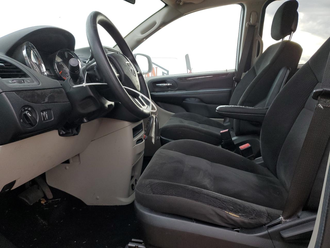2018 Dodge Caravan - Image 7