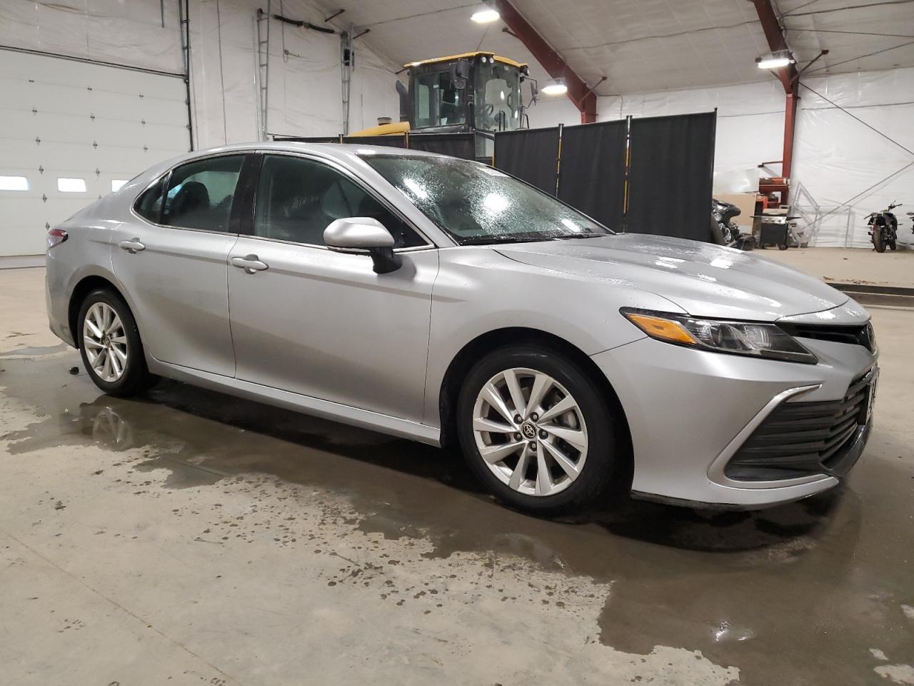 2023 Toyota Camry - Image 4