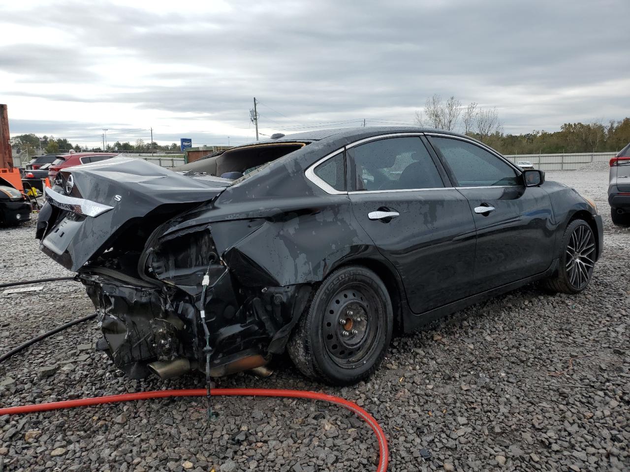 2015 Nissan Altima - Image 3