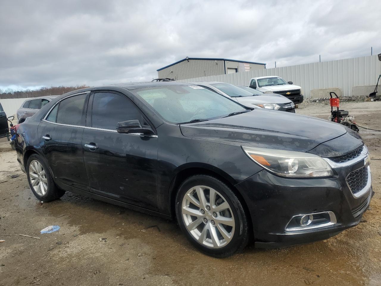 2015 Chevrolet Malibu - Image 4