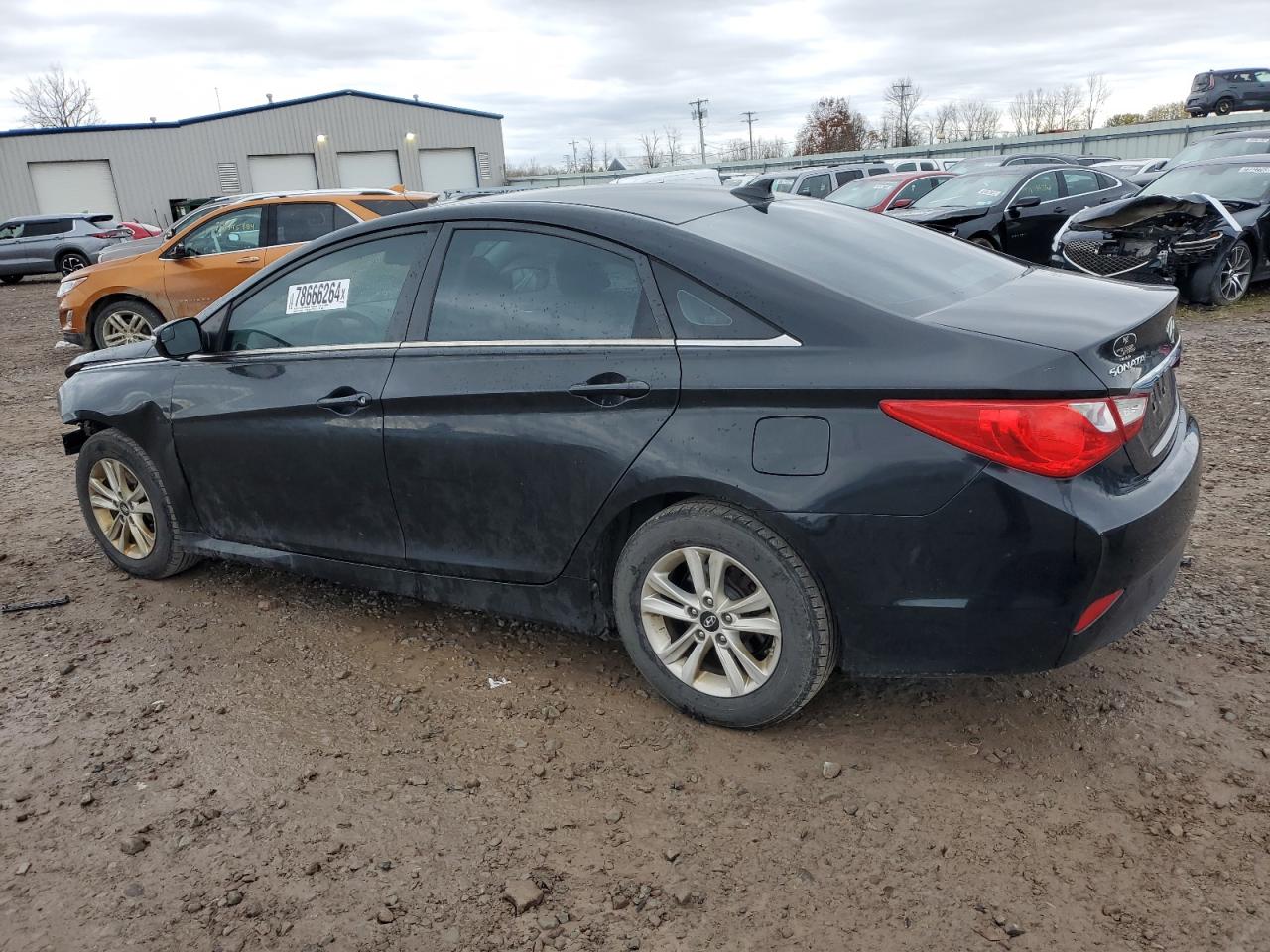 2014 Hyundai Sonata - Image 2
