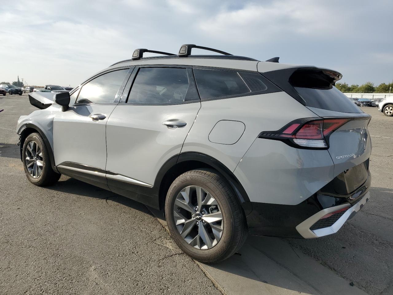 2024 Kia Sportage - Image 2